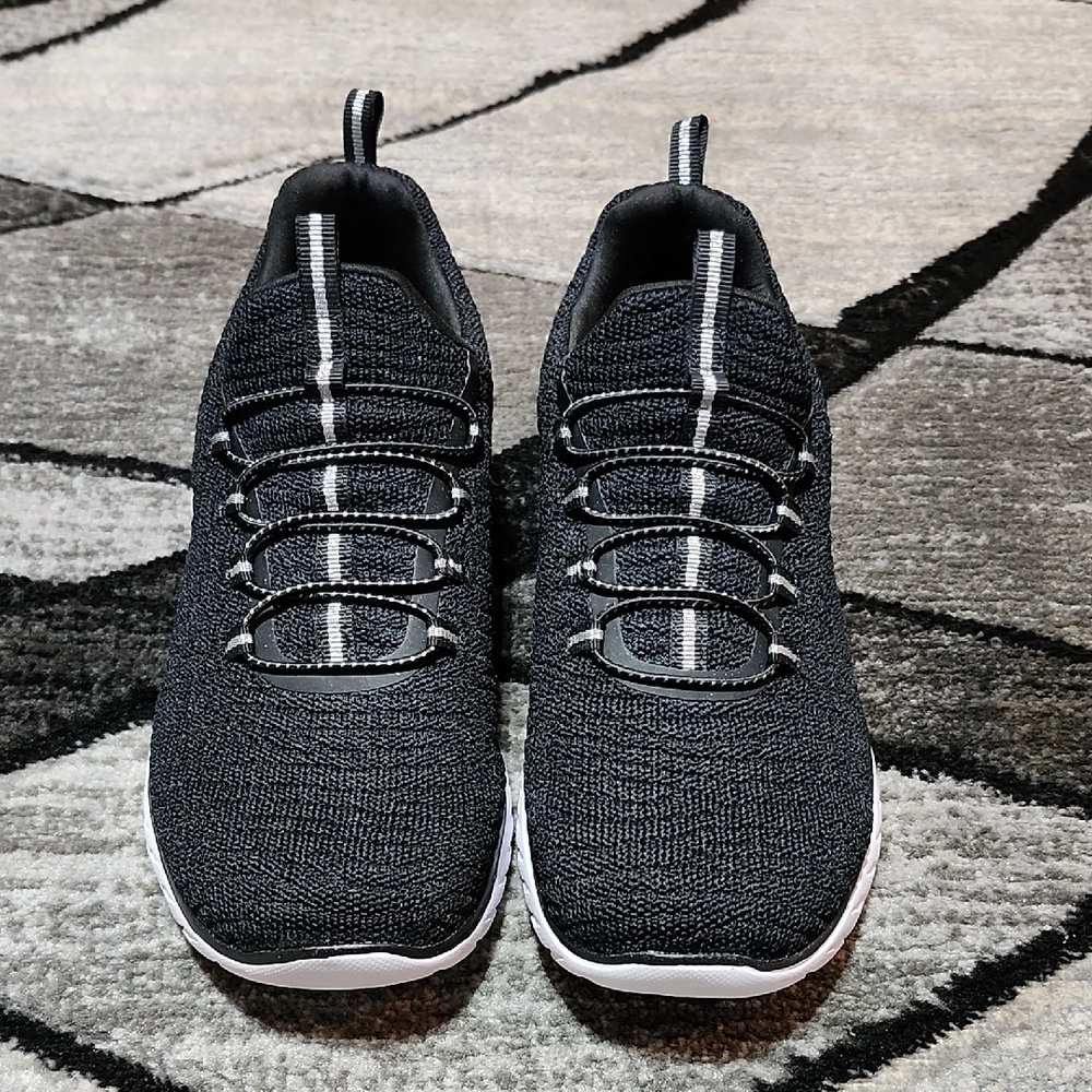 ATHLETIC WORKS BLACK & WHITE BUNGEE SLIP-ON MEMORY FOAM SNEAKERS SHOES